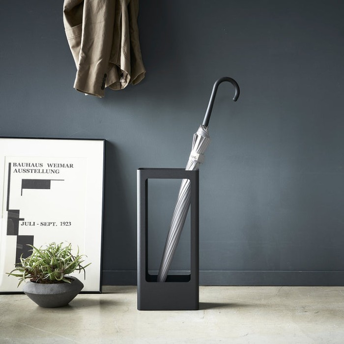 Yamazaki Home Tower Slim Black Walking Stick and Umbrella Stand